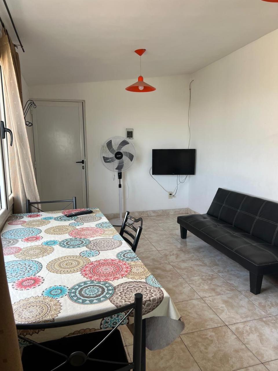 Alojamiento Ruta 3 Trelew Bagian luar foto